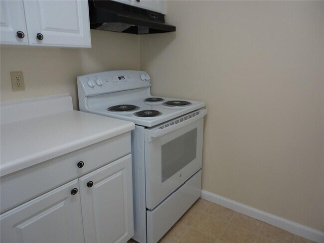 Building Photo - 403 Northdale Ct