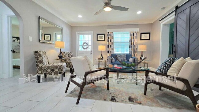 Building Photo - 509 W Olympia Ave