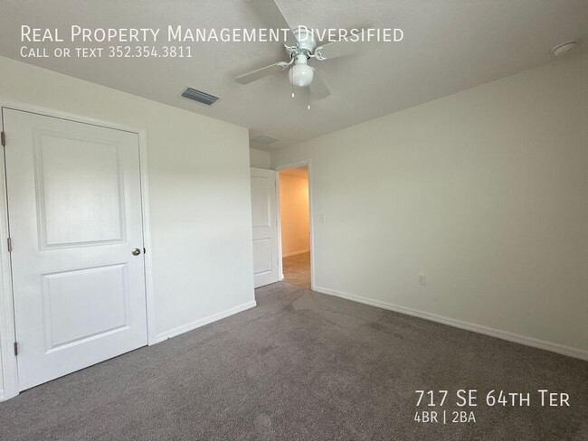 Building Photo - 717 SE 64th Terrace