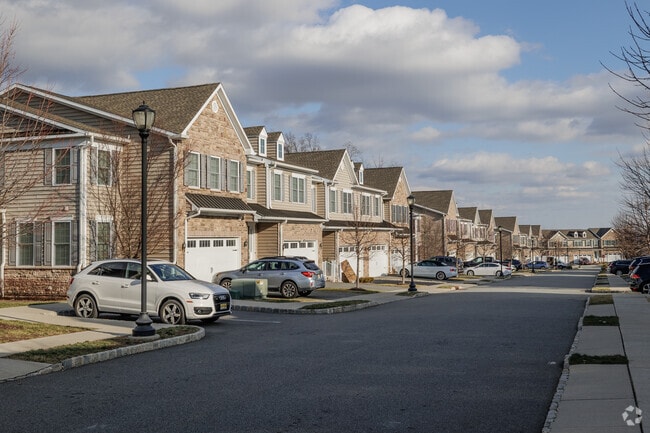 Building Photo - Residences at Columbia Park Condos