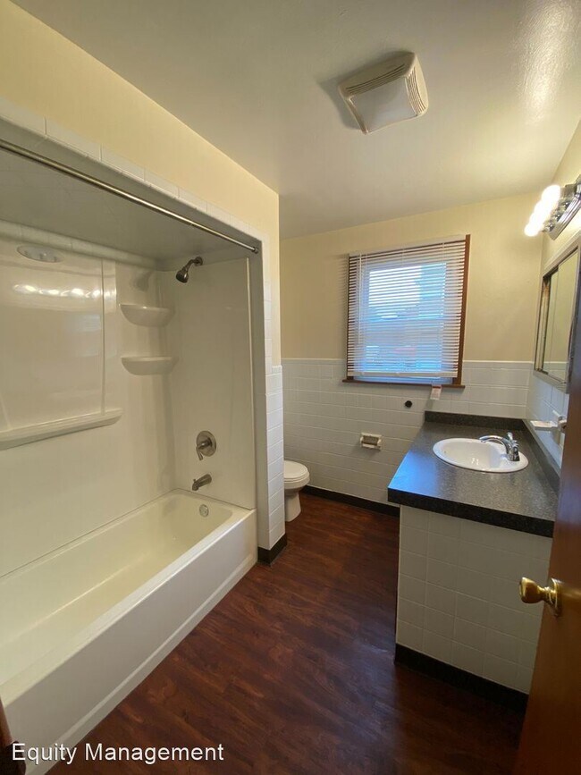 Building Photo - 3 br, 2 bath House - 43 S. Edgehill