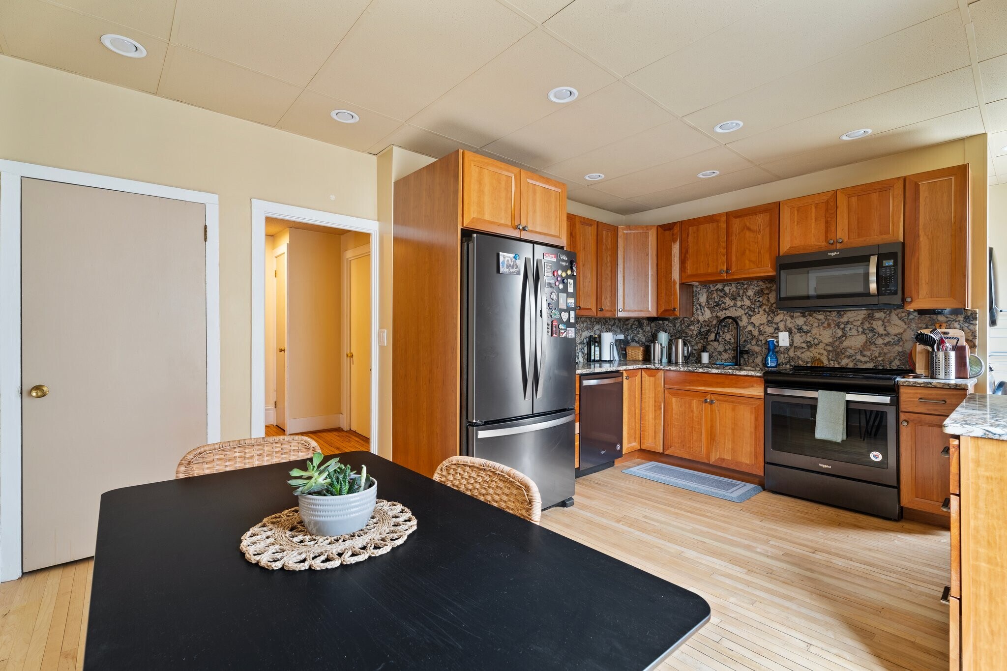 Building Photo - 102 N Tioga St