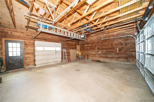 Building Photo - 8376 Cobblestone Ct