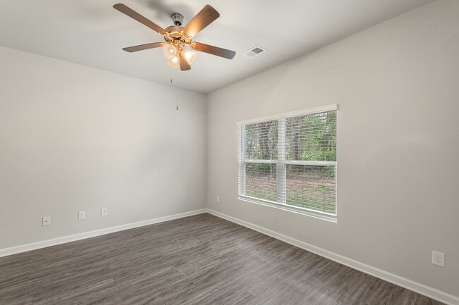 Building Photo - 3619 Brycewood Dr