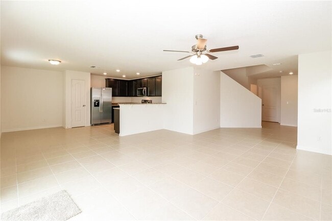 Building Photo - 2215 Caspian Dr