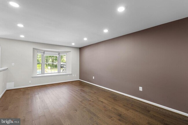 Building Photo - 48 Far Corners Loop