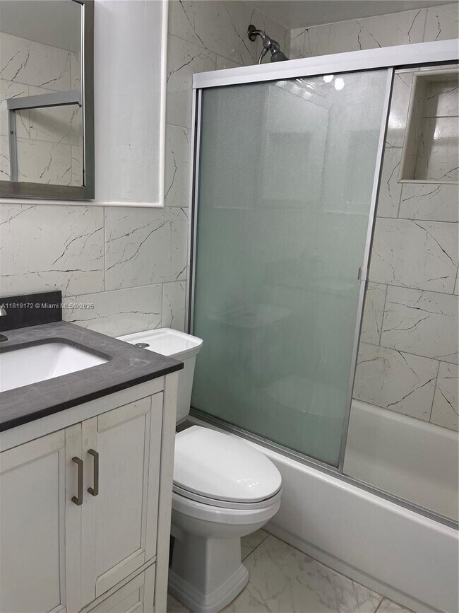 Building Photo - 15699 SW 73rd Cir Terrace