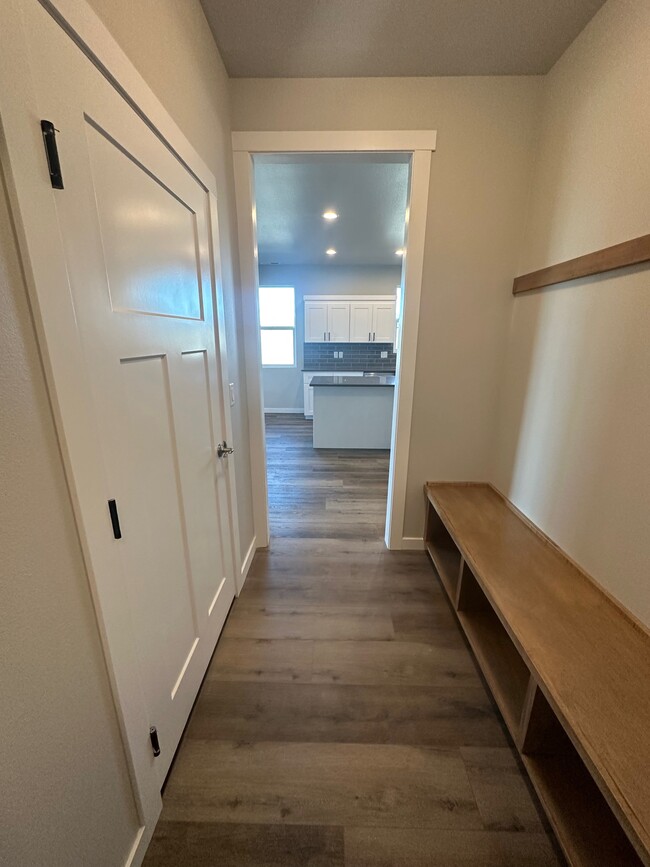 mudroom into kitchen - 4081 Quinn Dr NE