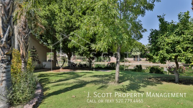 Building Photo - 836 W Aloe Pl