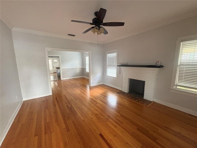 Building Photo - 745 Vistabula St