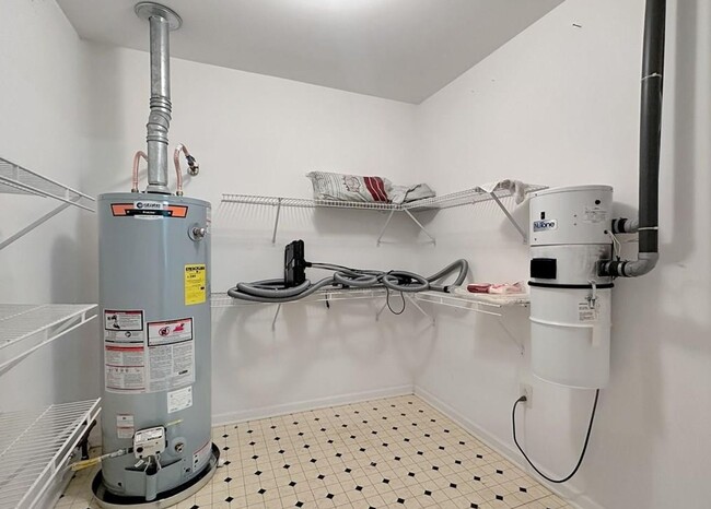 Building Photo - Beaver Creek Condo Enjoy Living at it's Fi...