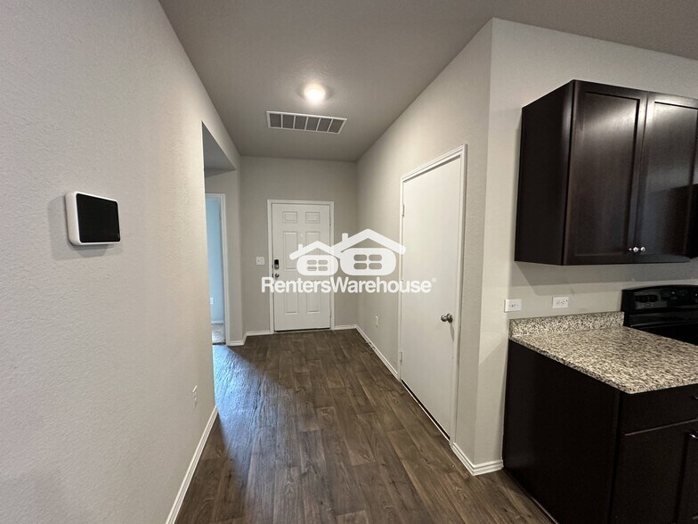 Building Photo - 5801 Berriweather Dr