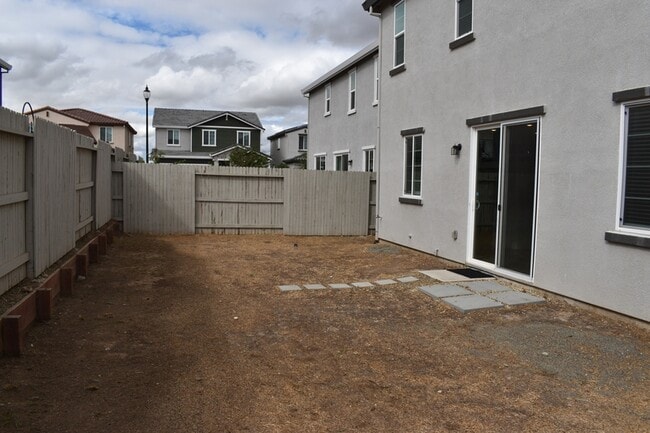 Building Photo - 8168 Oxbow Lndg Lp