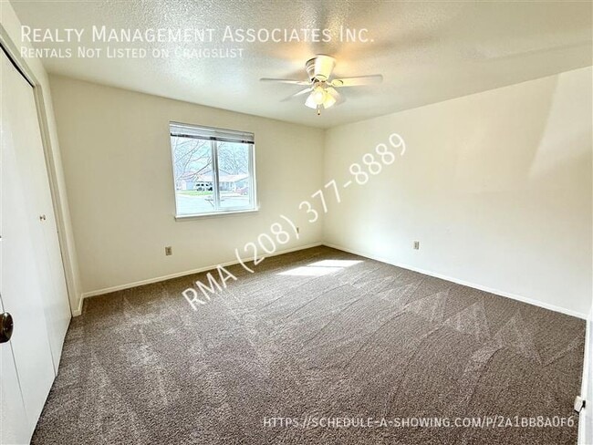 Building Photo - 4303 Rose Hill Ct