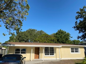 Building Photo - 3210 Belmont Blvd