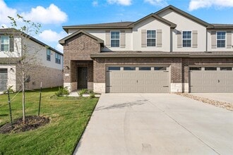 Building Photo - 18512 Cremello Dr