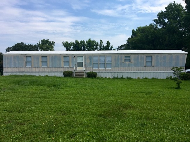 Primary Photo - 2143 Mamie Rd