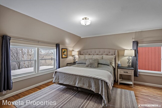 Building Photo - 4 br, 3.5 bath House - 1334 K Street