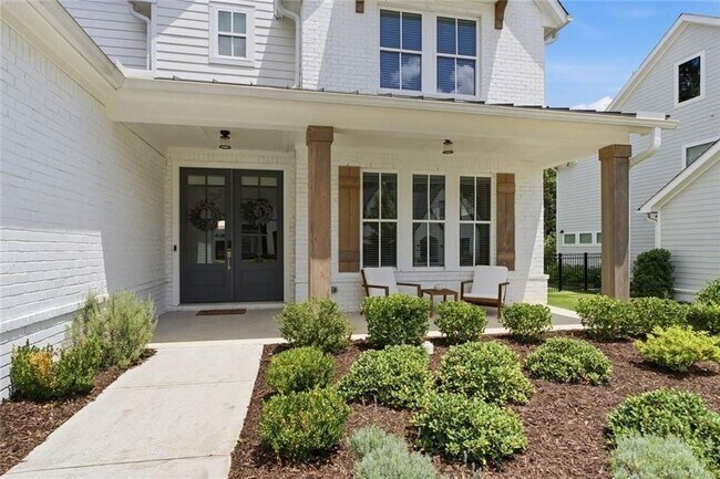 Building Photo - 5045 Reserve Dr