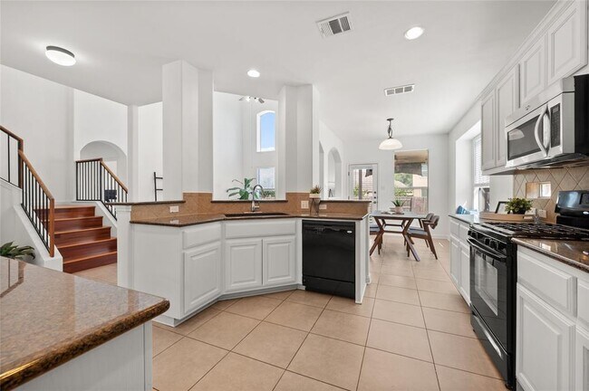 Building Photo - 3664 Rosalina Loop