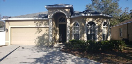 Building Photo - $200 Off First Full months Rent-Charming 3-Bedroom, 2-Bathroom Single-Family Pool Home in New Por...