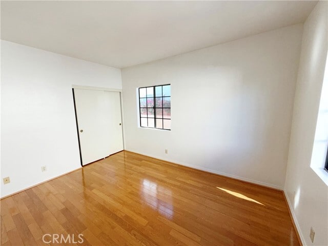 Building Photo - 1050 Mayflower Ave