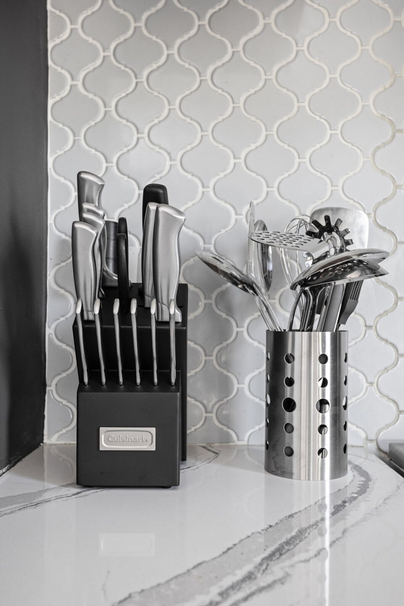 Building Photo - 525 E North St