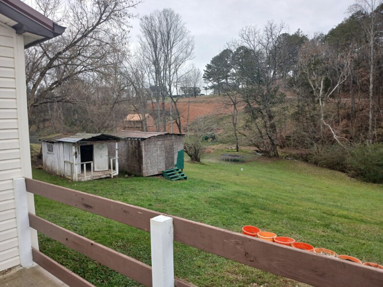 Building Photo - 1967 Old Liberty Hill Rd
