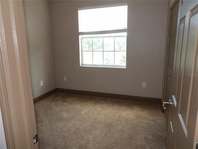 Building Photo - 8098 Moonstone Dr
