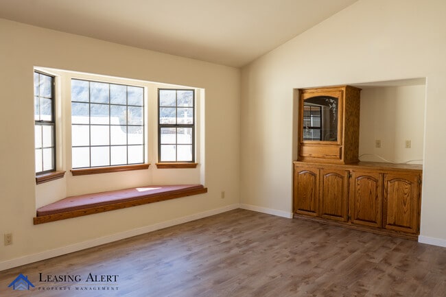 Building Photo - 26603 Berino Dr
