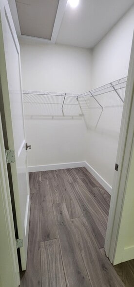 Master closet - 10925 Red Dragon Ln