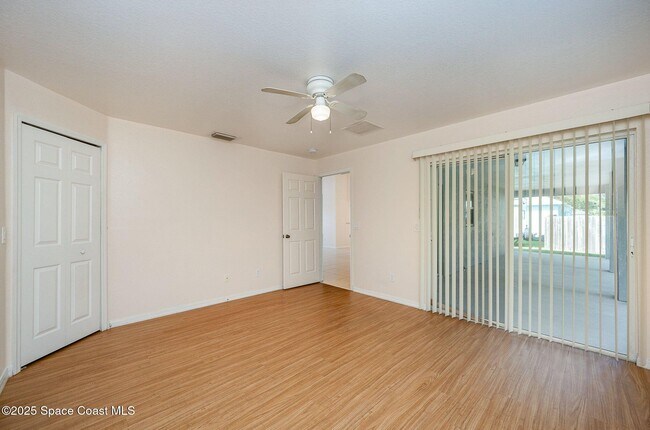 Building Photo - 1066 Quesada St SE