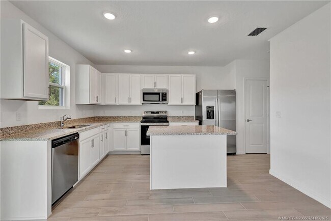 Building Photo - 4993 Armina Pl
