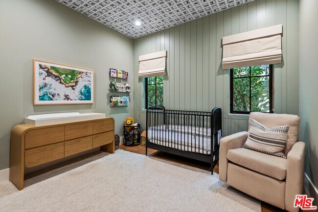 Building Photo - 16712 Addison St