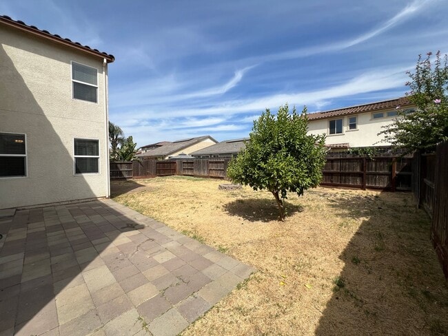 Building Photo - 2553 Acapulco Way