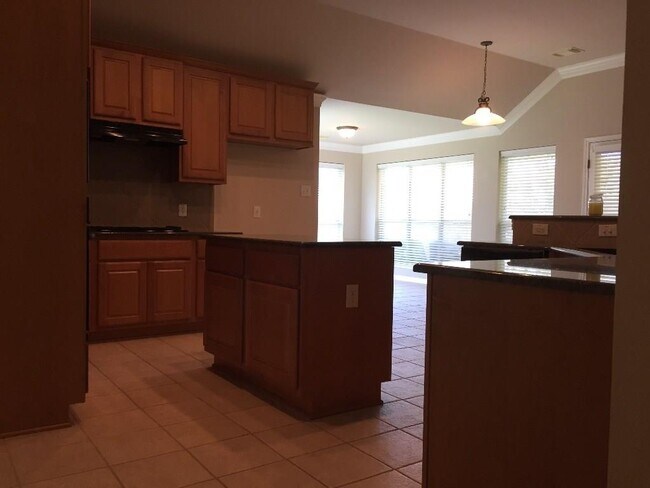 Building Photo - 1702 Buttercup Creek Blvd