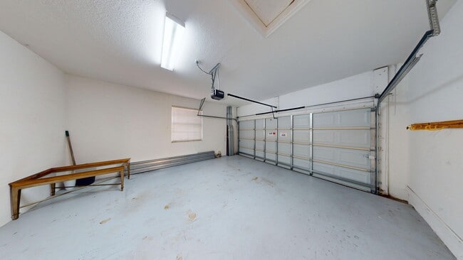 Building Photo - 4BD/2BA Single Family Home in Olympia!!