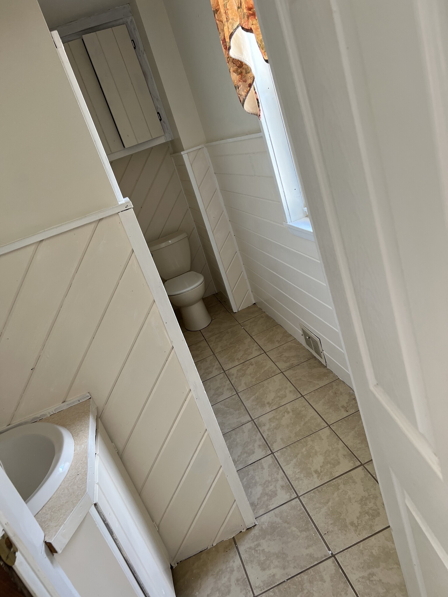 First floor full bath - 91 School Park