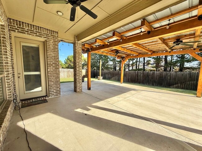 Building Photo - 7332 Kingsport Ln