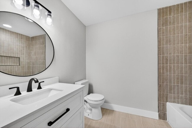 Building Photo - 2943 Cathedral Ln