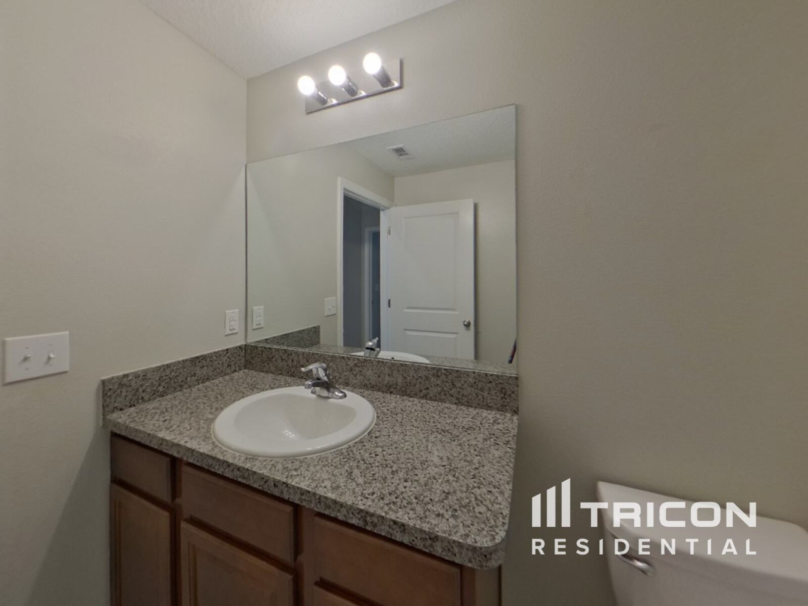 Building Photo - 9646 Sage Creek Dr