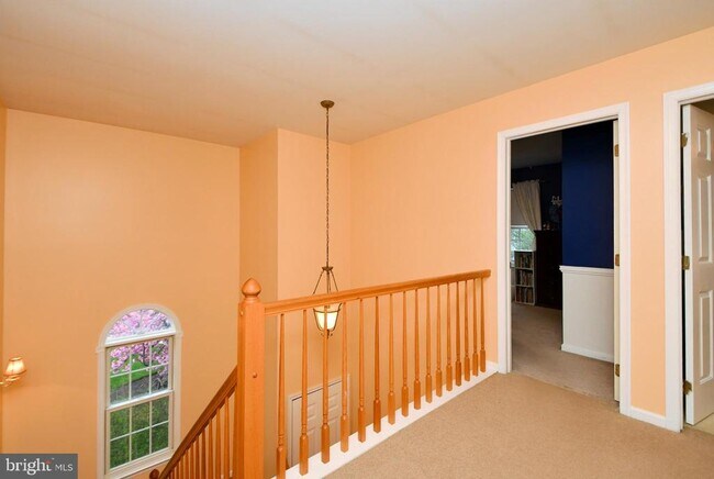 Building Photo - 800 Beacon Ct