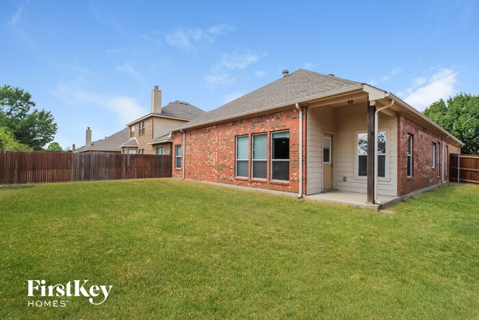 Building Photo - 226 Bob White Dr
