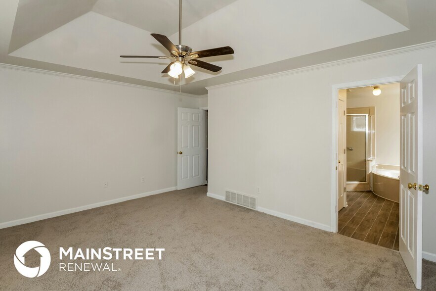 Building Photo - 1135 Mossy Knoll Dr