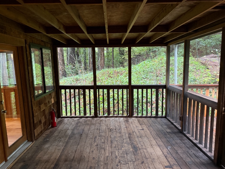 Building Photo - 19479 Hidden Valley Rd