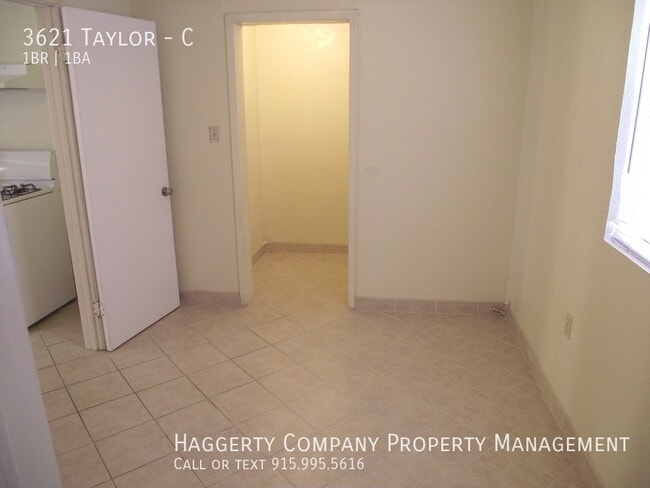 Building Photo - 3621 Taylor-C