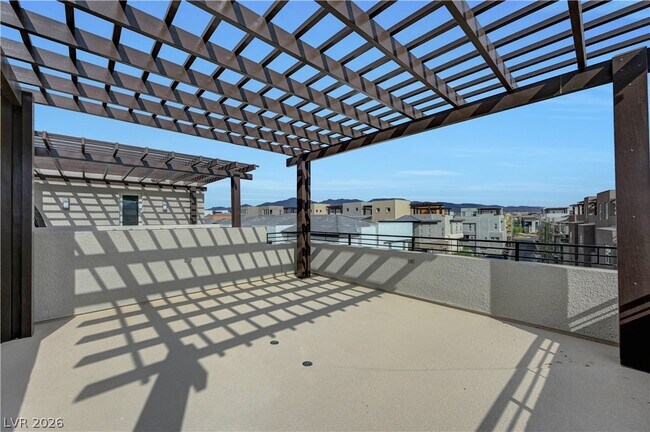 Building Photo - 3348 Esker Rdg Ave