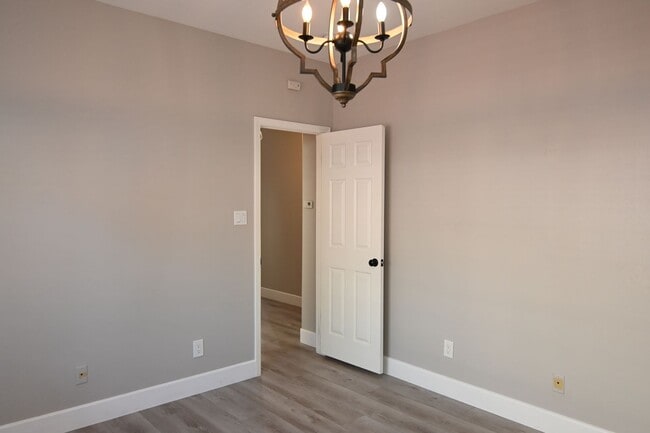 Building Photo - Nice Willow Glen Bungalow, Pet Friendly, 2...