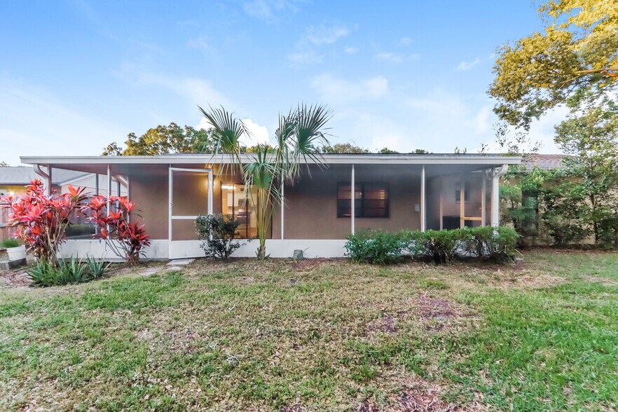 Building Photo - 7815 Capwood Ave