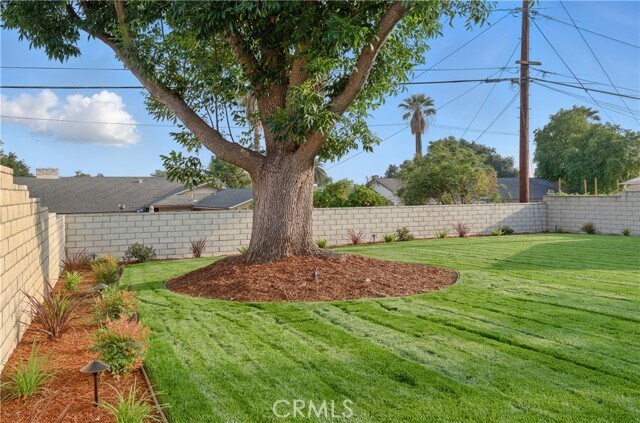 Building Photo - 830 Huerta Verde Rd